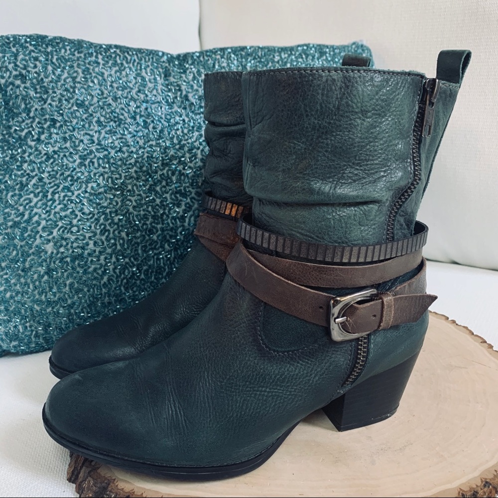 EARTH Ankle Boots Leather Sz 7M Blue-Green Brown